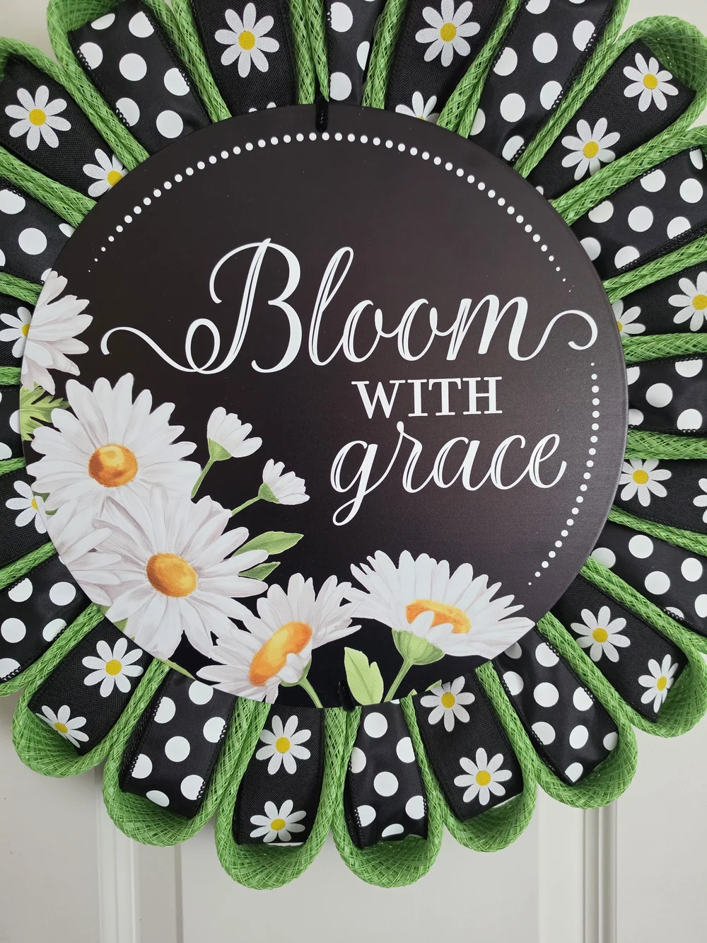 Bloom With Grace Daisy Wreath - Black, White & Green